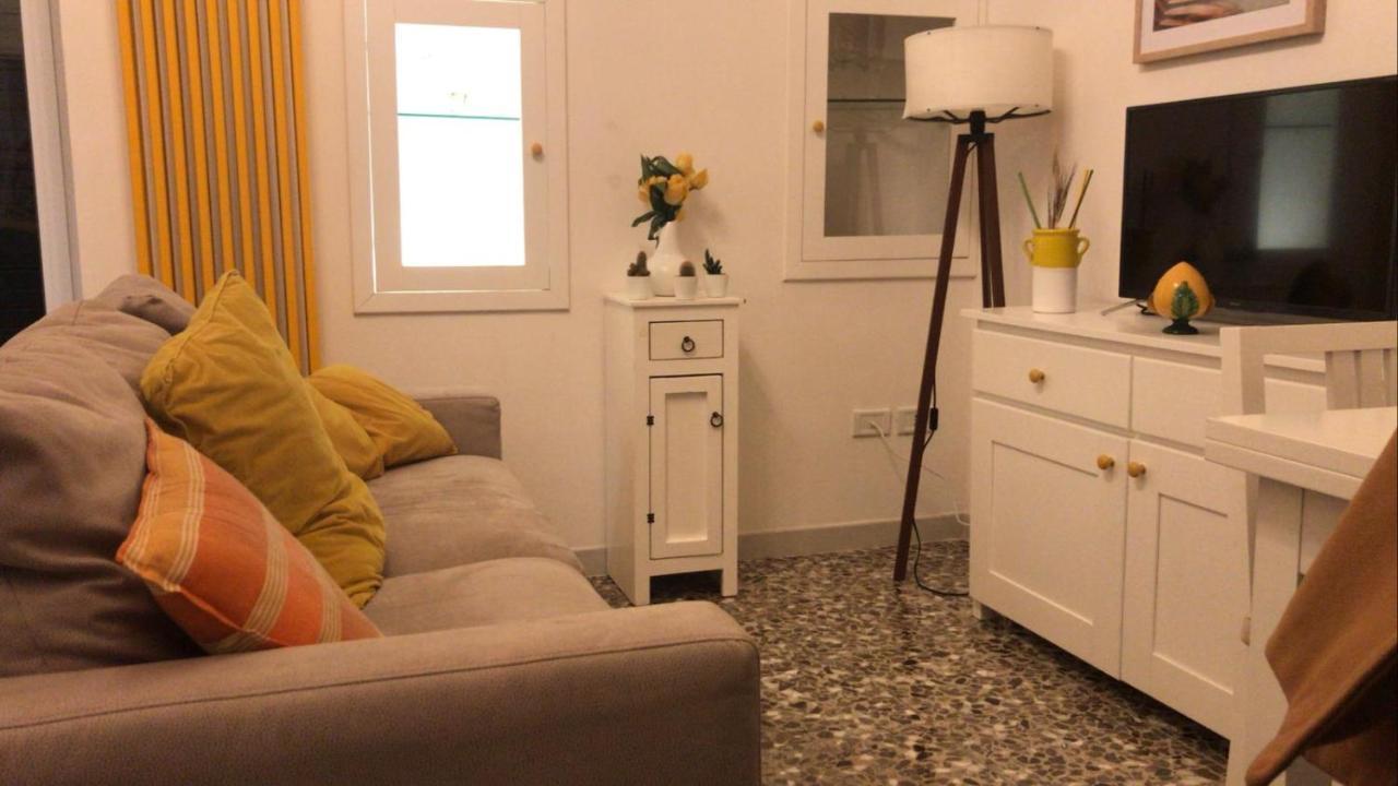Edyta'S Apartment Ostuni Buitenkant foto